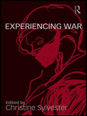 Experiencing War