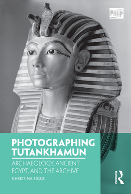 Photographing Tutankhamun