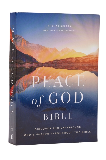 Peace of God Bible: Discover and Experience God''s Shalom Throughout the Bible (NKJV, Softcover, Red Letter, Comfort Print)