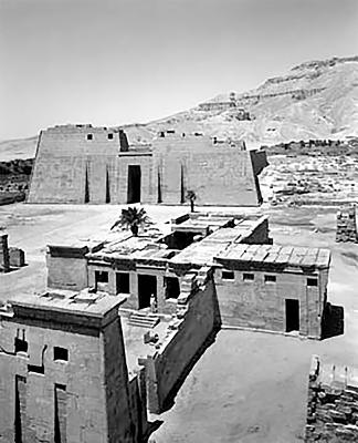 Medinet Habu IX